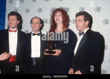 LOS ANGELES, Ca - 13. Januar: (L-R) Schauspieler Stanley Livington, Don Grady, Schauspielerin Shelley Duvall und Barry Livingston die 12. jährlichen nationalen CableACE Award am 13 Januar, 1991 Teilnahme an der Wiltern Theater in Los Angeles, Kalifornien. Foto von Barry King/Alamy Stock Foto Stockfoto