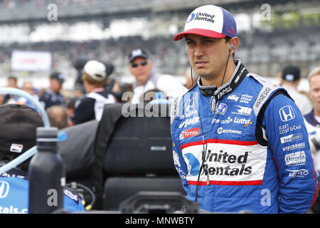 Indianapolis, Indiana, USA. 19 Mai, 2018. GRAHAM RAHAL (15) in den Vereinigten Staaten bereitet während der ''Bump Tag' zu 'für die Indianapolis 500 auf dem Indianapolis Motor Speedway in Indianapolis, Indiana, qualifizieren. Quelle: Chris Owens Asp Inc/ASP/ZUMA Draht/Alamy leben Nachrichten Stockfoto