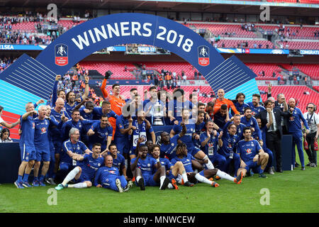 London, UK, 19. Mai 2018. Chelsea Feiern nach dem Gewinn des FA Cup Finale zwischen Chelsea und Manchester United im Wembley Stadium am 19. Mai 2018 in London, England. (Foto von Paul Chesterton/phcimages.com) Credit: PHC Images/Alamy leben Nachrichten Stockfoto