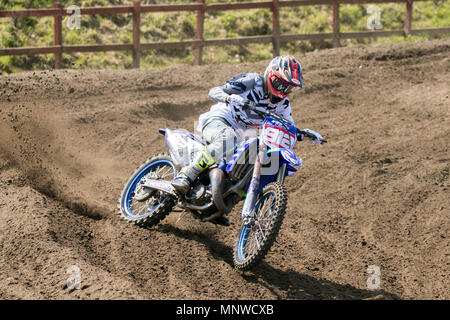 Preston, Lancashire. 19. Mai 2018. Die Creme der britischen Motocross Talent wird zur Rennstrecke in Preston in Lancashire Docks für die Michelin MX Staatsangehörigen. Die "Staatsangehörige" bietet ein ganzes Wochenende im Rennen mit 26 Rennen über zwei Tage und Klassen Catering für SW/BW 85, MXY 1 und 2, MX1 und MX2 Clubman bis hin zu der Pro MX1 und MX2' am Schnellsten 40'; ist die Bühne für ein actionreiches Programm der Britischen Meisterschaft racing ganz oben auf sein Spiel einstellen. Credit: cernan Elias/Alamy leben Nachrichten Stockfoto