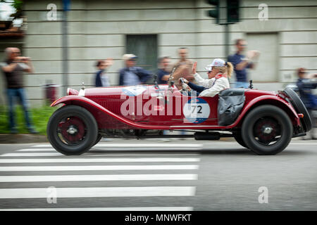 Monza, Italien - 19. Mai 2018: die Kandidaten in Monza für die klassische italienische 1000 Miglia Straße Rennen mit Oldtimern über 1000 Meilen Stockfoto