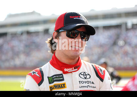 Concord, NC, USA. 19 Mai, 2018. Monster Energy NASCAR Cup Series Fahrer Erik Jones (20) wartet auf den Beginn der Monster Energy Open Rennen in Concord, NC. Jonathan Huff/CSM/Alamy leben Nachrichten Stockfoto