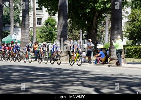 Sacramento, USA. 19. Mai 2018. Männer Amgen Tour von Kalifornien Phase 7 Gesamt: 44 Meilen die Schaltung der Frauen Stufe 3 Stromkreis 20 Runden um die Sacramento Downtown. Kredit: Kredite: Andy Andy Li Li/Alamy leben Nachrichten Stockfoto