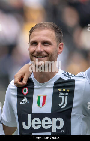 Benedikt Howedes von Juventus Turin während Erie der Italienischen eine "Übereinstimmung zwischen Juventus 2-1 Hellas Verona bei Allianz Stadion am 19. Mai 2018 in Turin, Italien. Credit: Maurizio Borsari/LBA/Alamy leben Nachrichten Stockfoto