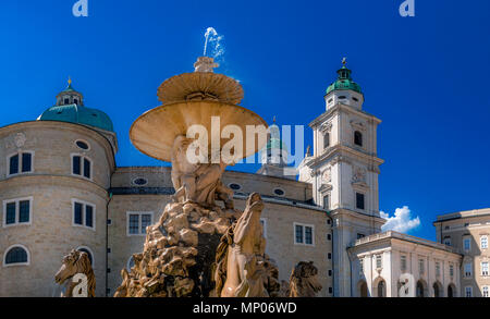 Salzburger Dom und Residenz Brunnen in der Residenz, Salzburg, Österreich, Europa Stockfoto