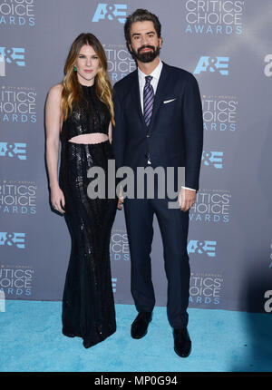 Hamish Linklater, Lily Rabe206 Am 21. Ann. Critics Choice Awards 2016 Barker Hangar in Santa Monica. 17. Januar 2016. Hamish Linklater, Lily Rabe 206 - - - - - - - - - - - - - Red Carpet Event, Vertikal, USA, Filmindustrie, Prominente, Fotografie, Bestof, Kunst, Kultur und Unterhaltung, Topix Prominente Fashion/Vertikal, Besten, Event in Hollywood Leben - Kalifornien, Roter Teppich und backstage, USA, Film, Stars, Film Stars, TV Stars, Musik, Promis, Fotografie, Bestof, Kunst, Kultur und Unterhaltung, Topix, Vertikal, Familie von aus dem Jahr 2016, Stockfoto