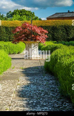 Die Gedenkstätte Grabstätte bei Stanbrook Abbey, Worcestershire Stockfoto