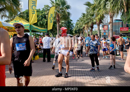 Fun Run und bunte Konkurrenten, Pattaya, Thailand, 2018 Stockfoto