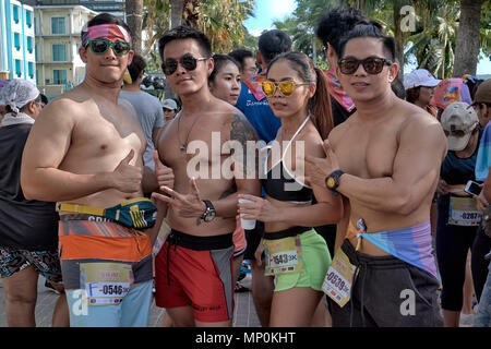 Fun Run und bunte Konkurrenten, Pattaya, Thailand, 2018 Stockfoto