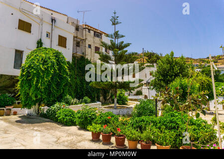 Street View in Driopis (Driopida), das traditionelle Dorf Insel der Kykladen Kythnos in Griechenland Stockfoto