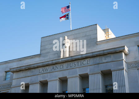 Fassade der North Carolina Supreme Court Gebäude in Raleigh Stockfoto