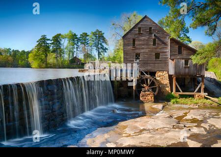 Historische Yates Wassermühle in Raleigh, North Carolina Stockfoto