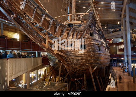 STOCKHOLM, Schweden - 11. JULI 2017: Vasa Museum und Vasa schwedische Kriegsschiff zwischen 1626 und 1628 gebaut Stockfoto