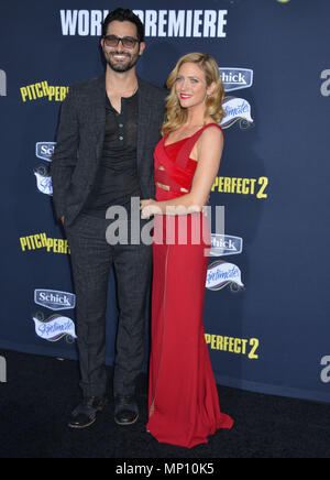 Brittany Snow, Tyler Hoechlin047 am Pitch Perfekte 2 Premiere auf der Nokia Theater in Los Angeles. Mai 8, 2015. Brittany Snow, Tyler Hoechlin 047 - - - - - - - - - - - - - Red Carpet Event, Vertikal, USA, Filmindustrie, Prominente, Fotografie, Bestof, Kunst, Kultur und Unterhaltung, Topix Prominente Fashion/Vertikal, Besten, Event in Hollywood Leben - Kalifornien, Roter Teppich und backstage, USA, Film, Stars, Film Stars, TV Stars, Musik, Promis, Fotografie, Bestof, Kunst, Kultur und Unterhaltung, Topix, Vertikal, Familie von aus dem Jahr 2015, Anfrage tsuni@ Stockfoto