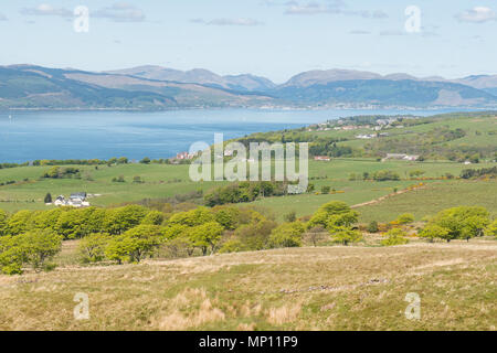 Cowal Halbinsel, Argyll und Aber, über den Firth of Clyde, Ansicht von Knock Hill, Largs, North Ayrshire, Schottland, Großbritannien Stockfoto