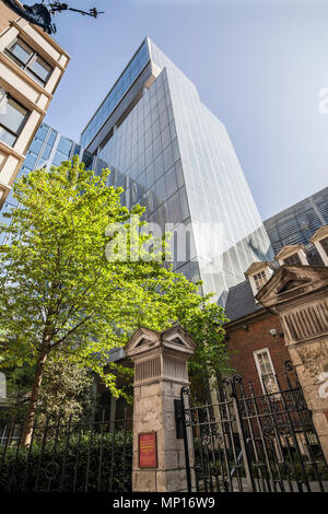 Rothschild Bank-zentrale im Herzen der City of London, entworfen von OMA. Stockfoto