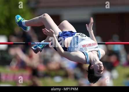 Abby Gemeinde im hohen Sprung während der loughborough Internationalen Leichtathletik Meeting am Paula Radcliffe Stadium, Loughborough. Stockfoto