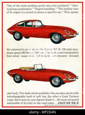 1961 Jaguar XKE - (E-Type Jaguar in Großbritannien) Werbemittel Plakat in den USA Open top Sport Style oder Gran Turismo Coupé Stockfoto