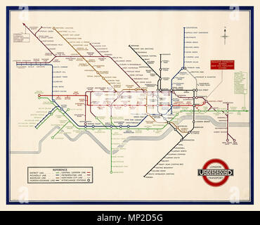 DIE LONDONER U-BAHN-KARTE DER VINTAGE 1930er Jahre von H C BECK Lithographie in Farbe 1935, gedruckt von Waterlow & Sons Limited, London, hat sich Harry Becks London Underground Tube Karte zu einem Designklassiker entwickelt. Original-Tube-Karte aus dem Jahr 1933 die weltweit anerkannte Tube-Karte war ursprünglich die Idee des Underground-Elektrozeichners Harry Beck, der dieses fantasievolle und wunderschön einfache Design schuf. Stockfoto