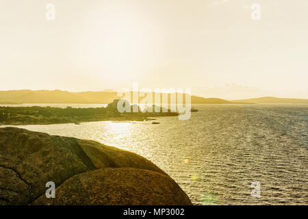 Sonnenaufgang am Capo Ferro an der Costa Smeralda, Mittelmeer, Sardinien, Italien Stockfoto