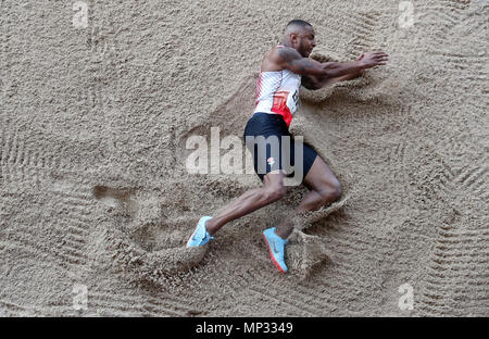 Daniel Dornbusch im Weitsprung während der loughborough Internationalen Leichtathletik Meeting am Paula Radcliffe Stadium, Loughborough. Stockfoto