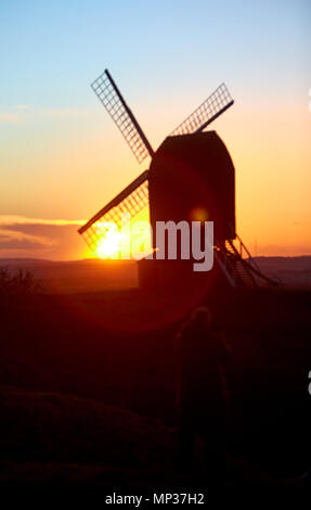 Sonnenuntergang am Brill Windmühle in Buckinghamshire Stockfoto