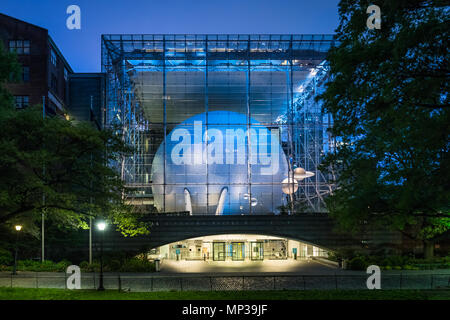 Das Hayden Planetarium in der Nähe des Central Park in New York City, USA. Stockfoto