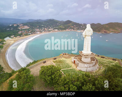 Berühmte Reisen in Nicaragua. Luftaufnahme auf der San Juan del Sur Stadt Stockfoto