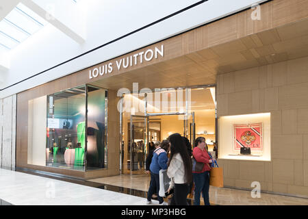Philadelphia, Pennsylvania, 19. Mai 2018: In Louis Vuitton store in King of Prussia Mall. Louis Vuitton ist ein Fashion House und Einzelhandel Luxus Standort Stockfoto