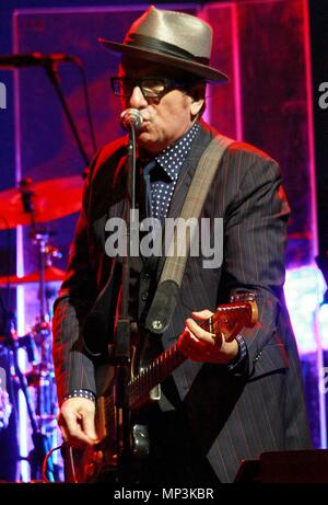Liverpool, UK, Elvis Costello - Führt-at-Liverpool Philharmonic, Kredit Ian Fairbrother Stockfoto