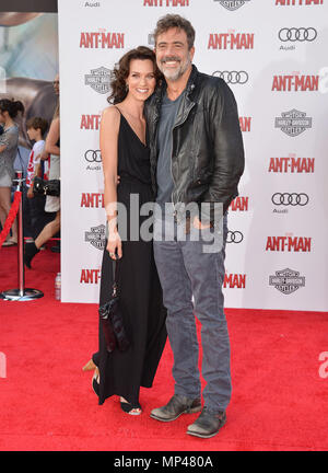 Jeffrey Dean Morgan und Hilarie Burton033 Ankunft auf dem Ant Mann Premiere auf der Dolby Theatre in Los Angeles. 29. Juni 2015. Jeffrey Dean Morgan und Hilarie Burton033 - - - - - - - - - - - - - Red Carpet Event, Vertikal, USA, Filmindustrie, Prominente, Fotografie, Bestof, Kunst, Kultur und Unterhaltung, Topix Prominente Fashion/Vertikal, Besten, Event in Hollywood Leben - Kalifornien, Roter Teppich und backstage, USA, Film, Stars, Film Stars, TV Stars, Musik, Promis, Fotografie, Bestof, Kunst, Kultur und Unterhaltung, Topix, Vertikal, Familie aus aus dem Jahr 2 Stockfoto