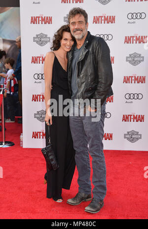Jeffrey Dean Morgan und Hilarie Burton Ankunft auf dem Ant Mann Premiere auf der Dolby Theatre in Los Angeles. 29. Juni 2015. Jeffrey Dean Morgan und Hilarie Burton - - - - - - - - - - - - - Red Carpet Event, Vertikal, USA, Filmindustrie, Prominente, Fotografie, Bestof, Kunst, Kultur und Unterhaltung, Topix Prominente Fashion/Vertikal, Besten, Event in Hollywood Leben - Kalifornien, Roter Teppich und backstage, USA, Film, Stars, Film Stars, TV Stars, Musik, Promis, Fotografie, Bestof, Kunst, Kultur und Unterhaltung, Topix, Vertikal, Familie von aus dem Jahr 2015, Inq Stockfoto
