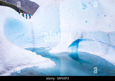 Tour Gruppe, Hielo Y Aventura Big Ice Tour, Perito Moreno Gletscher, Glaciar Perito Moreno, Argentinien Stockfoto