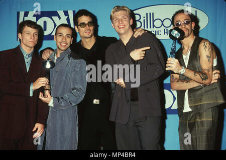 Backstreet BoysBackstreet BoysA Ereignis in Hollywood Leben - Kalifornien, Red Carpet Event, USA, Filmindustrie, Prominente, Fotografie, Bestof, Kunst, Kultur und Unterhaltung, Topix prominente Mode, Besten, Hollywood Leben, Event in Hollywood Leben - Kalifornien, backstage Trophäe, Auszeichnungen zeigen, Film Stars, TV Stars, Musik, Promis, Topix, Bestof, Kunst, Kultur und Unterhaltung, Fotografie, Anfrage tsuni@Gamma-USA.com, Kredit Tsuni/USA, 1993-1994 -1995-1996 -1997-1998-1999 Stockfoto