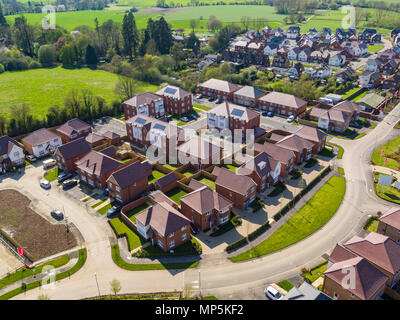 Luftaufnahmen von Redrow Wohnungen Entwicklung, Pfarrhaus, in Mardorf, Kent, Großbritannien Stockfoto