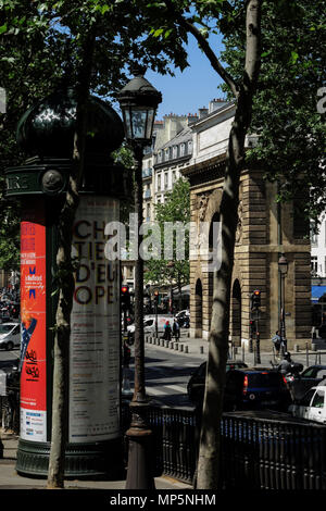 PARIS FRANKREICH - PORTES St. Martin und St. Denis - Pariser Grands Boulevards - PARIS historisches Denkmal - LOUIS XIV HERRLICHKEIT Denkmal - PARIS KUNST © F. BEAUMONT Stockfoto