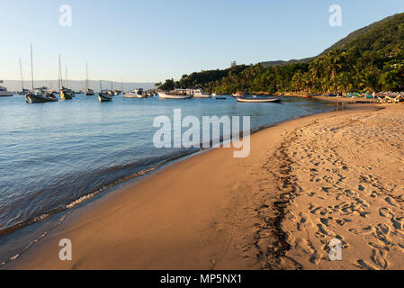 Santa Tereza Strand, in Ilhabela, Brasilien Stockfoto