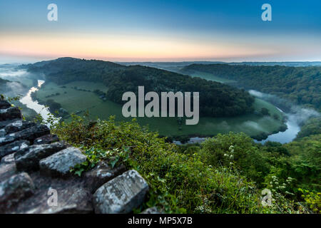 Symonds Yat Rock im Morgengrauen. Wald von Dean. Gloucestershire. Stockfoto