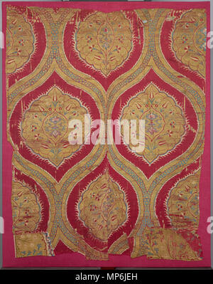 Recto. Englisch: Deutsch: Anatolien Seide und Metallfäden Brokatartige Fragment, Ottomane, zweite Hälfte des 16. Jahrhunderts, Textil. 33 x 25 in. (83.82 × 63,5 cm). Sieb/Keilrahmen Maße: 33 1/4 x 26 in. (84.46 x 66.04 cm). Die keir Sammlung islamischer Kunst auf Darlehen zu den Dallas Museum für Kunst, K. 1.2014.49. Die zweite Hälfte des 16. Jahrhunderts. Unbekannte türkische Handwerker. Dallas Museum für Kunst Foto 1120 Seide-und-Metal-Thread - Brokatartige osmanischen Fragment Stockfoto