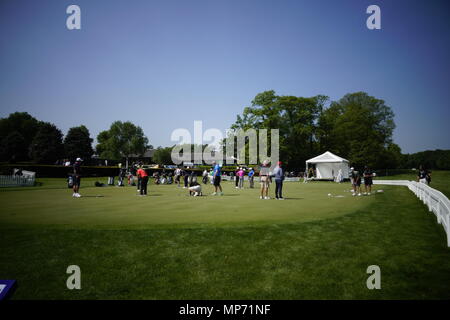 Wentworth Club, Surrey, Großbritannien. 21 Mai, 2018 Die berühmten Wentworth Club bereitet sich auf den Start des diesjährigen BMW/PGA MEISTERSCHAFT Credit: Motofoto/Alamy leben Nachrichten Stockfoto