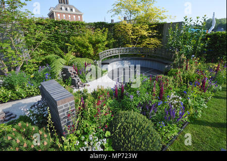 London, Großbritannien. 21. Mai 2018. Der CHERUB HIV Garten: (ein Leben ohne Wände), (von Naomi Ferrett-Cohen konzipiert), eine der schönen und eleganten Gärten zeigen, die auf der 2018 RHS Chelsea Flower Show, die heute in den 11-Hektar großen Gelände des Royal Hospital Chelsea, London, Vereinigtes Königreich. Quelle: Michael Preston/Alamy leben Nachrichten Stockfoto