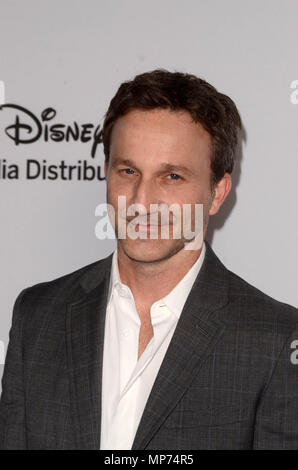 Burbank, CA. 20 Mai, 2018. Breckin Meyer am Disney ABC International Upfront, Walt Disney Studios, Burbank, Kalifornien am 20. Mai 2018. Quelle: David Edwards/Medien Punch/Alamy leben Nachrichten Stockfoto