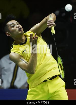 Bangkok, Thailand. 21 Mai, 2018. Lin Dan von Team China gegen Arnaud Merkle (nicht im Bild) von Team Frankreich während der BWF Thomas Cup 2018 Gruppe A Match in Bangkok, Thailand, am 21. Mai 2018 konkurriert. Credit: Wang Shen/Xinhua/Alamy leben Nachrichten Stockfoto