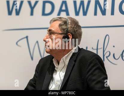 Krakau, Polen - 21. Mai 2018: Treffen mit dem türkischen Schriftsteller und Nobelpreisträger Orhan Pamuk in Krakau anlässlich des 65. Jahrestages der literarischen Verlagen. Polen: Wieslaw Jarek/Alamy leben Nachrichten Stockfoto