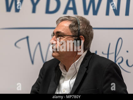 Krakau, Polen - 21. Mai 2018: Treffen mit dem türkischen Schriftsteller und Nobelpreisträger Orhan Pamuk in Krakau anlässlich des 65. Jahrestages der literarischen Verlagen. Polen: Wieslaw Jarek/Alamy leben Nachrichten Stockfoto