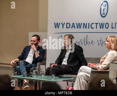 Krakau, Polen - 21. Mai 2018: Treffen mit dem türkischen Schriftsteller und Nobelpreisträger Orhan Pamuk in Krakau anlässlich des 65. Jahrestages der literarischen Verlagen. Polen: Wieslaw Jarek/Alamy leben Nachrichten Stockfoto