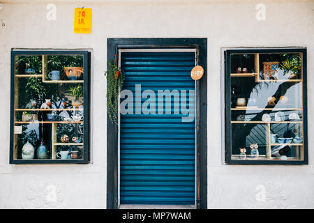 Jiufen, Taiwan - 26 April 2018: Keramik bei Jiufen alte Straße Stockfoto