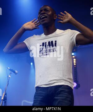 Liverpool, Großbritannien, Leuchtturm Familie Singer xarume - baiyewu führt bei glatten Radio am Wasser credit Ian Fairbrother/Alamy Stockfoto