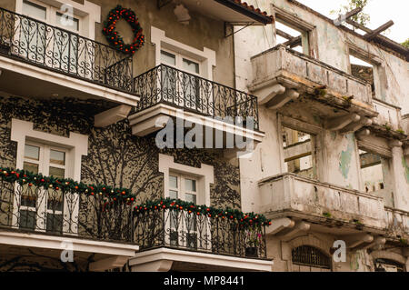 PANAMA CITY, Panama - 20. APRIL 2018: die alten Gebäude in der Wiederaufbau in den alten Teil der Stadt Stockfoto