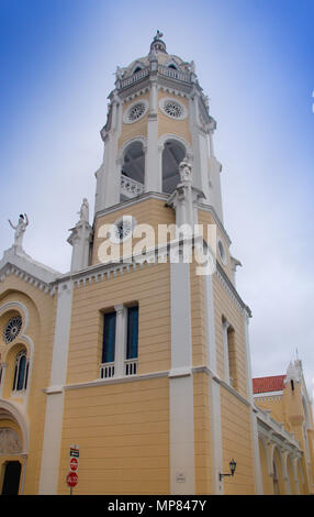 PANAMA CITY, Panama - 20. APRIL 2018: Im freien Blick auf die Basilika der Gottesmutter, in Casco Viejo in historischen kolonialen Zentrum der Stadt Stockfoto